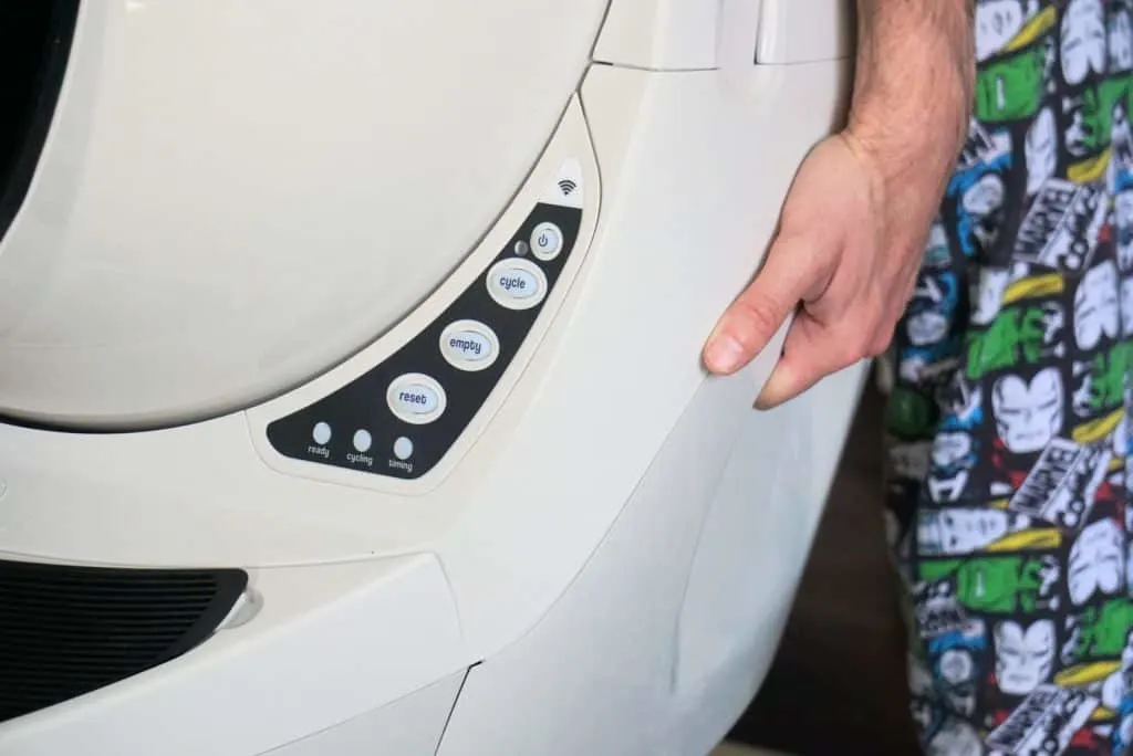 Litter-Robot III Open Air with Connect Review | Fluffy Kitty