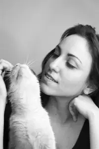 Ultimate Guide to Cat Allergies in Humans | Fluffy Kitty
